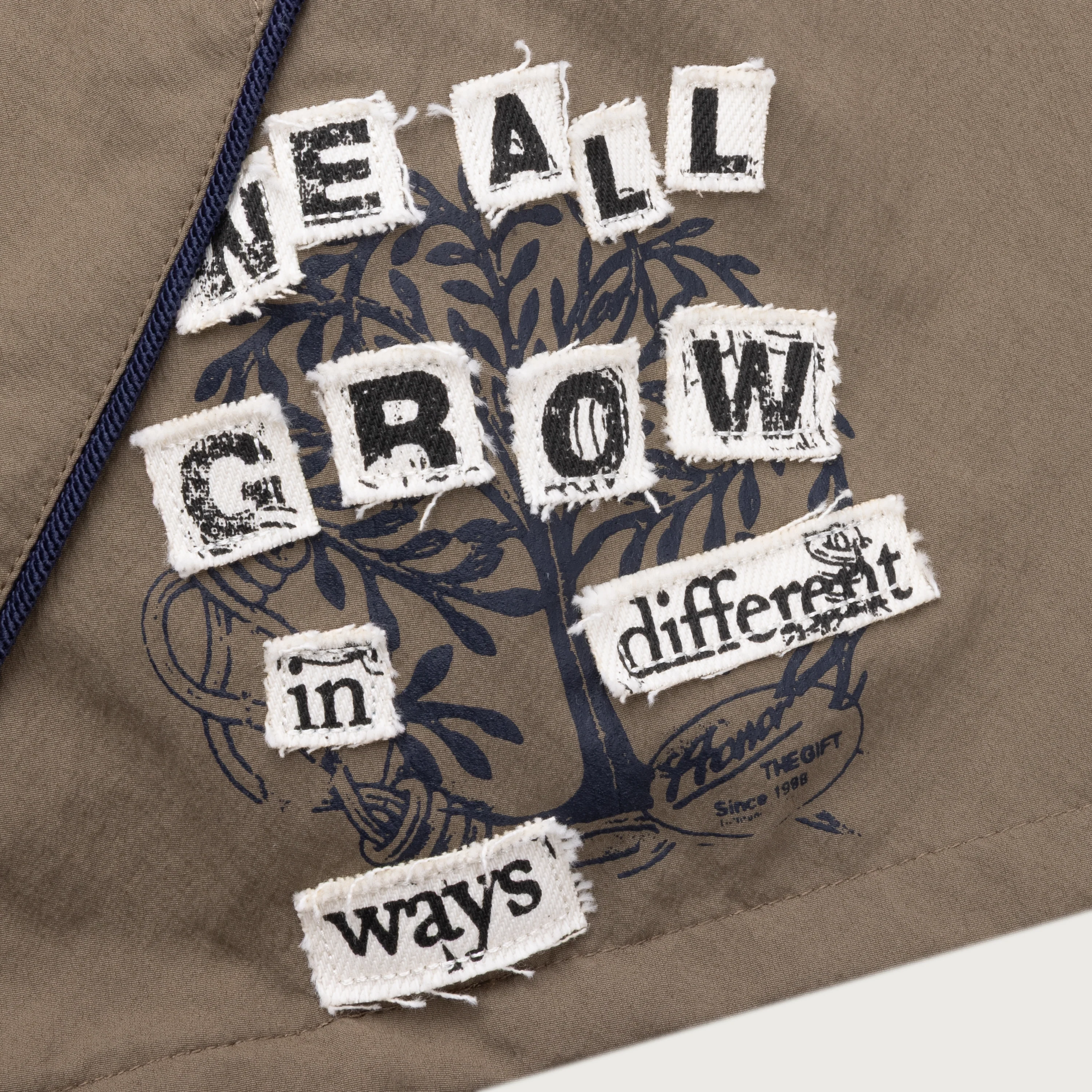 Growth Track Short - Pebble - Image 4
